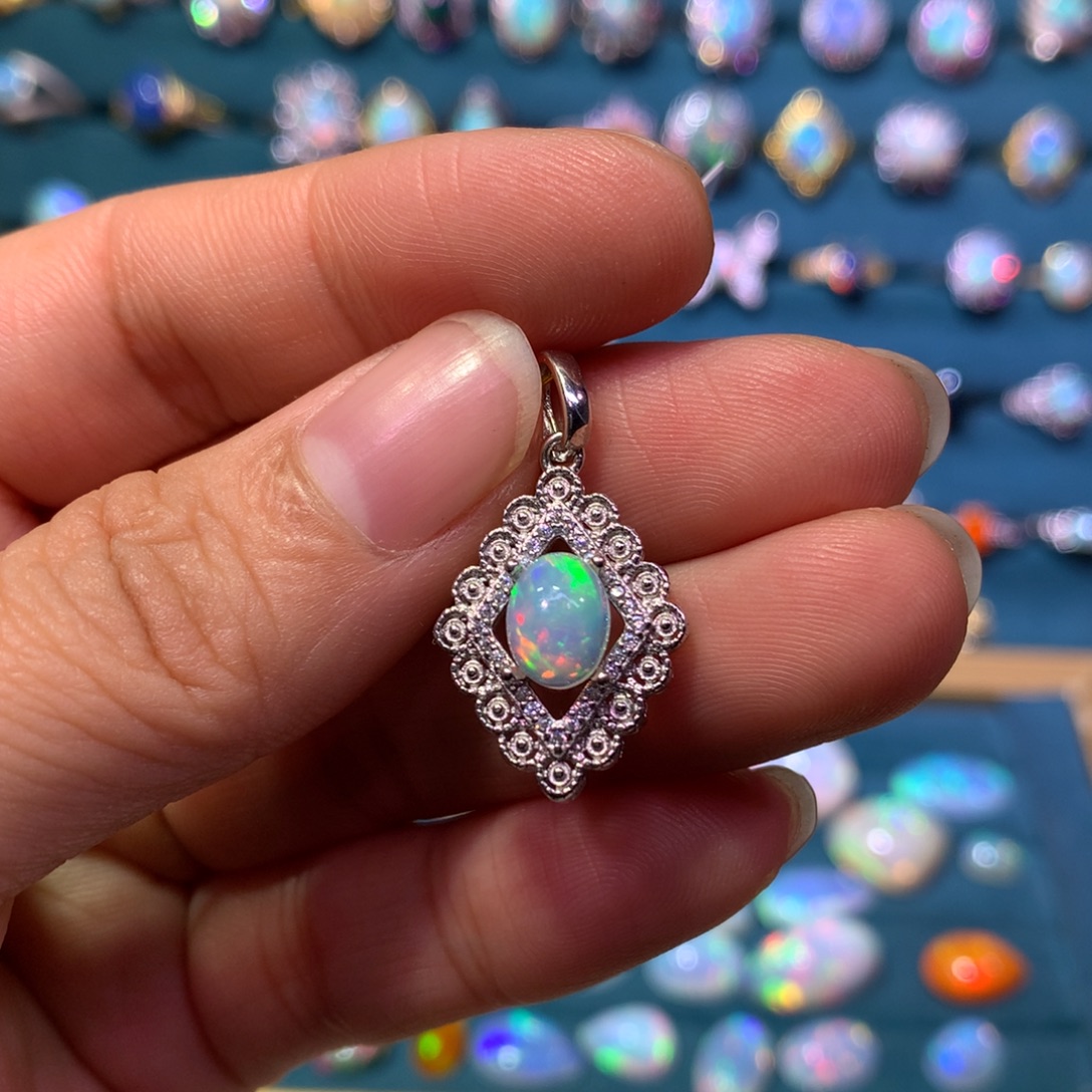 欧泊银S925镶嵌吊坠款