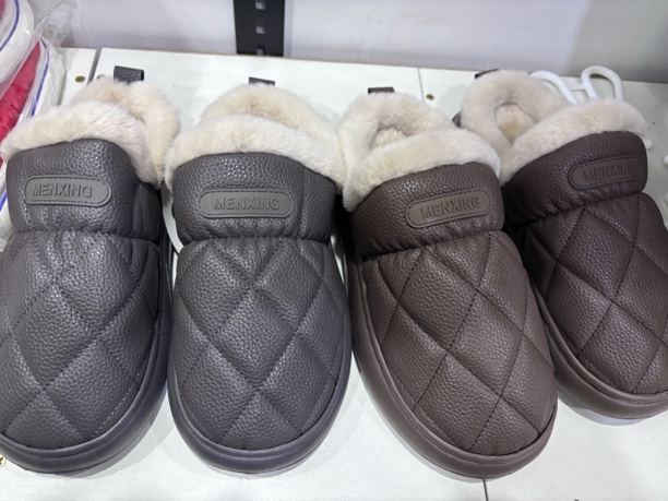 梦幸男士菱格皮面拖鞋886