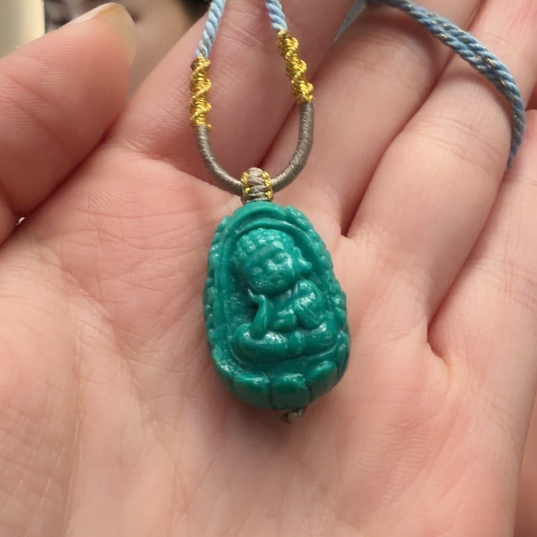 绿松石未镶嵌颈饰