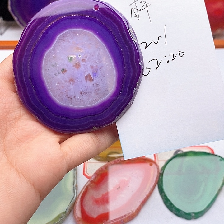 梓***艺玛瑙/玉髓未镶嵌颈饰