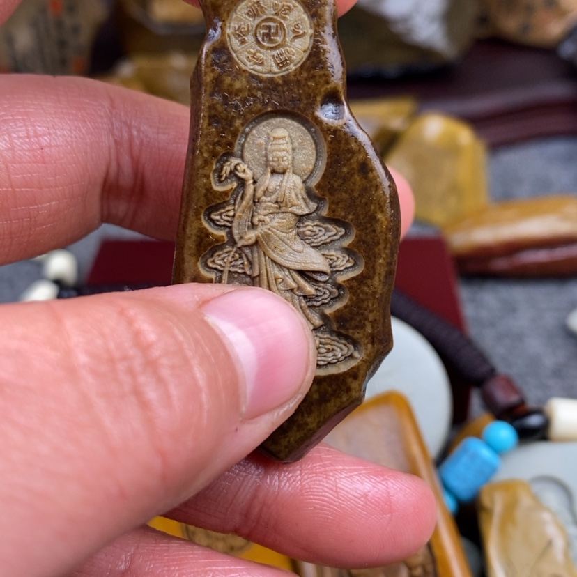 【闪购商品】原石雕刻手把件