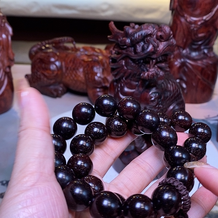 小***爷檀香紫檀（小叶紫檀）