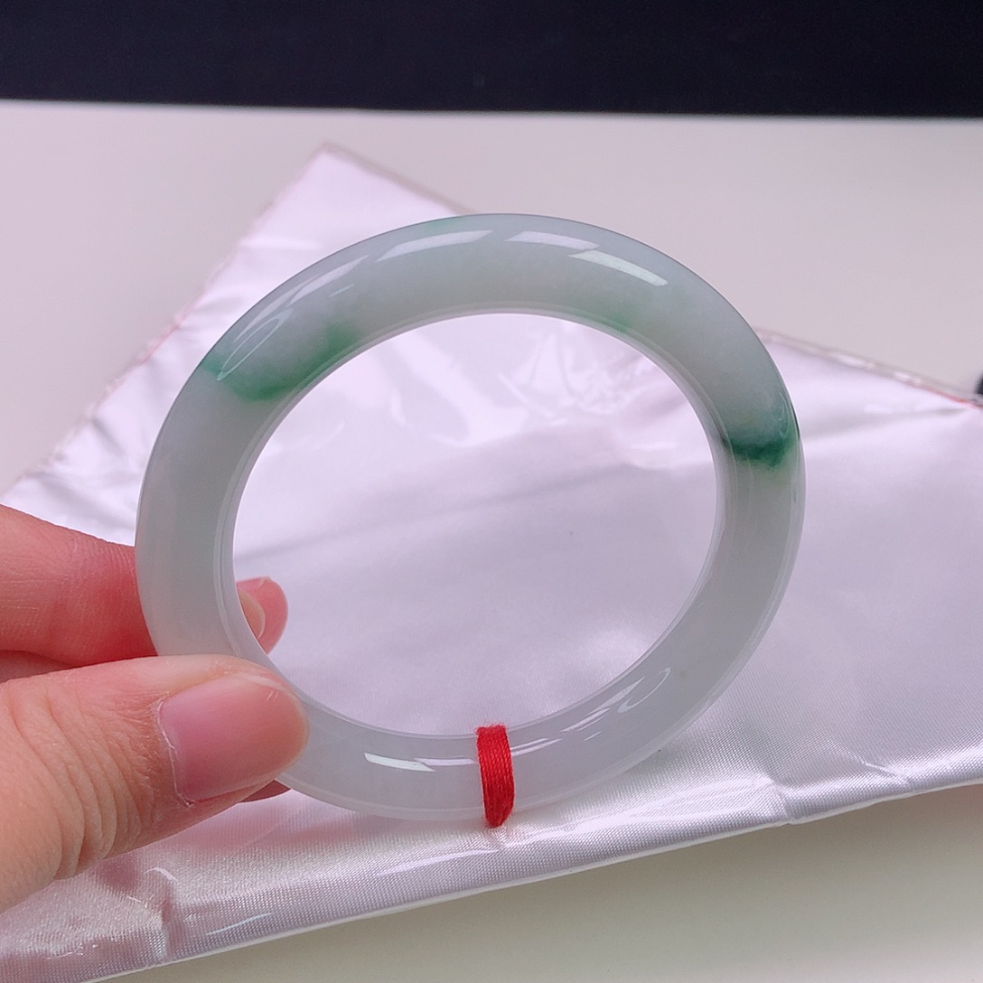 翡翠手镯未镶嵌54圆条