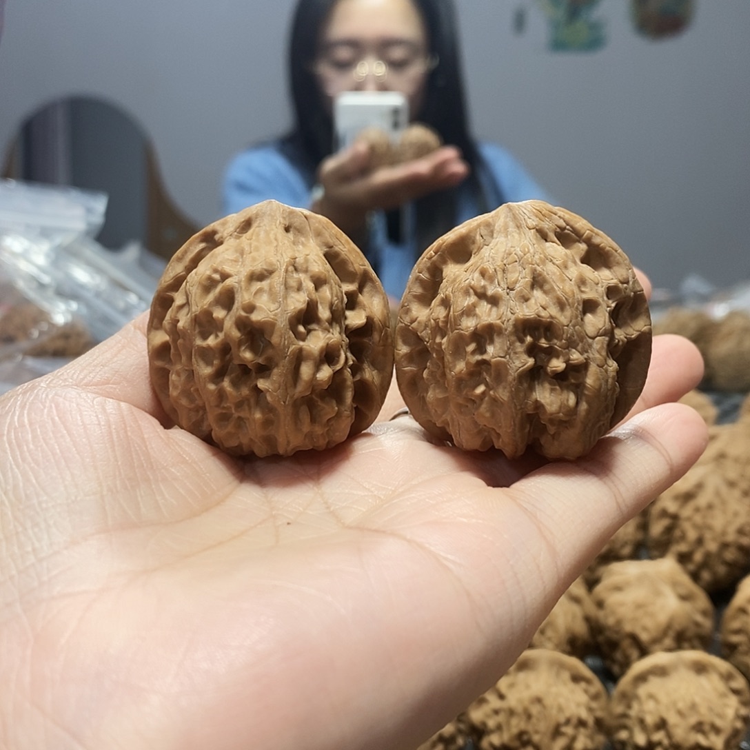 桃核吊坠罗汉头40