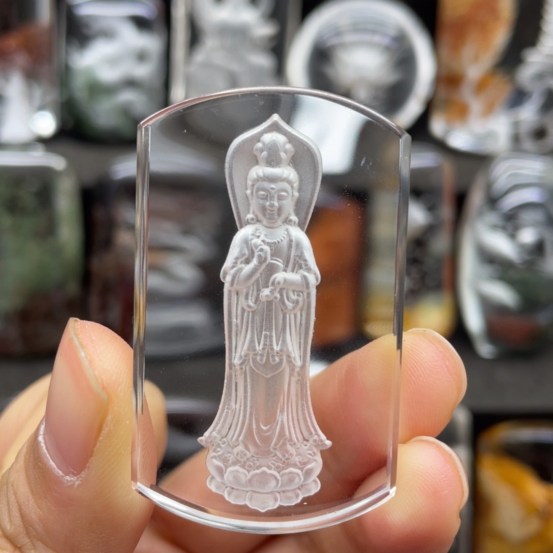 水晶吊坠未镶嵌站观音