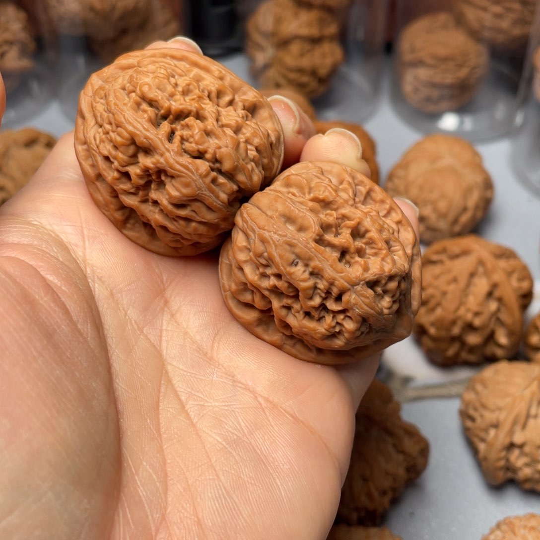 【闪购商品】文玩核桃吊坠凤凰台……