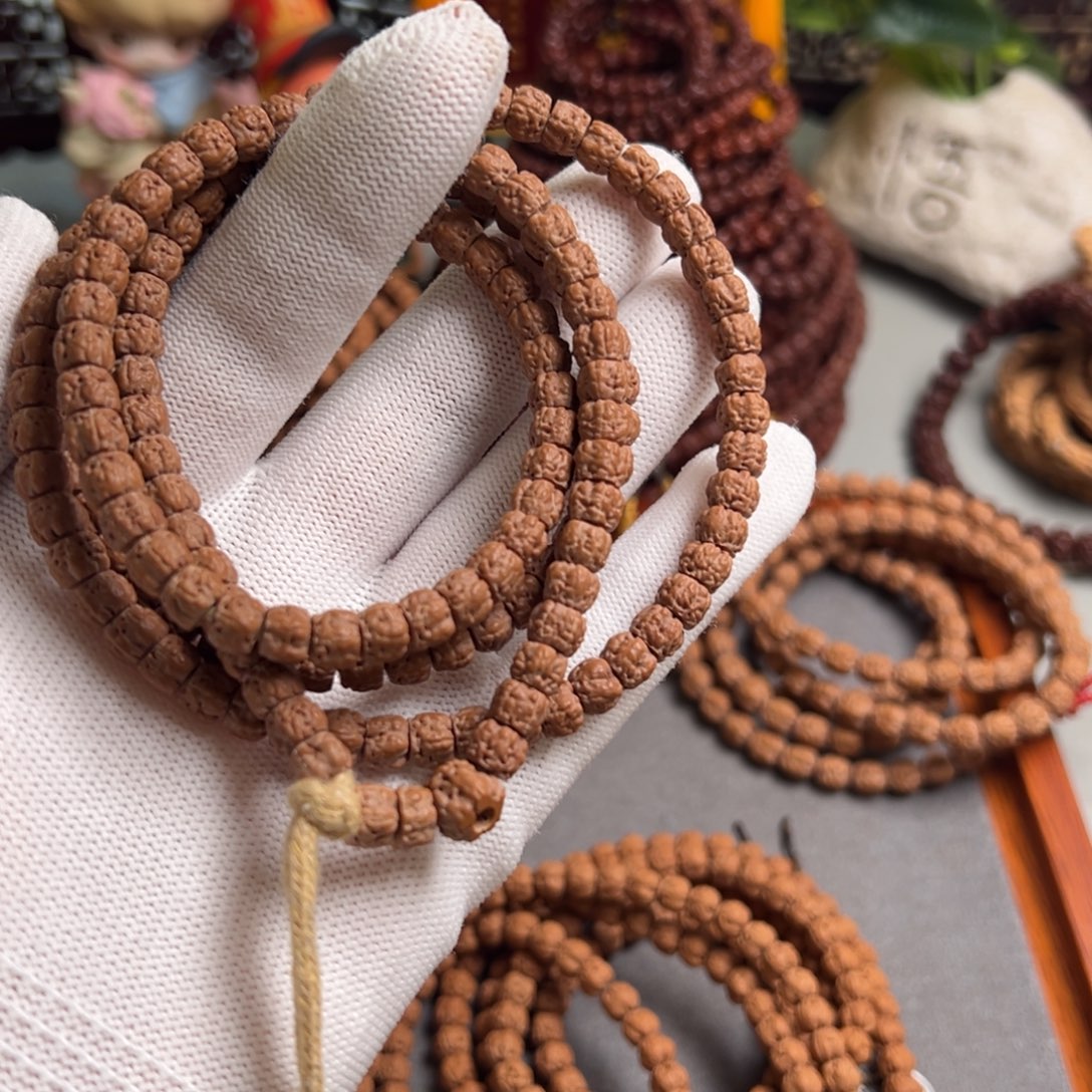 A***i柏香籽/百香籽吊坠