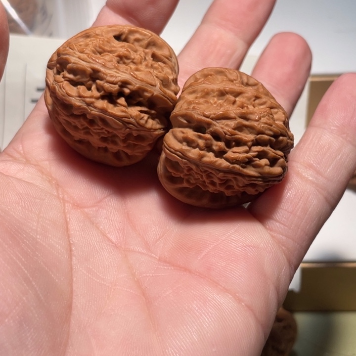 大***雷文玩核桃把件核桃