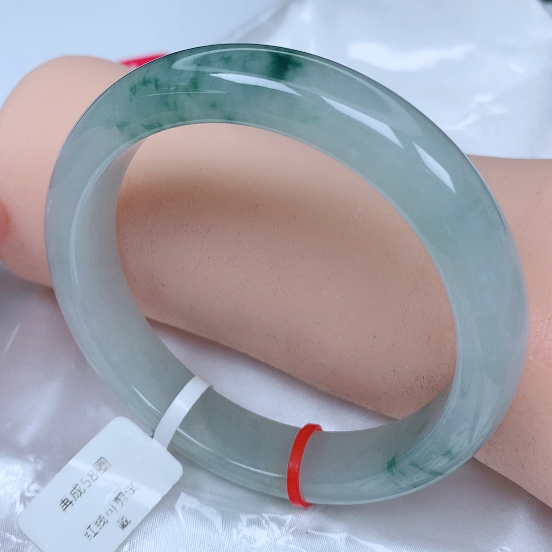 【闪购商品】翡翠手镯未镶嵌，59