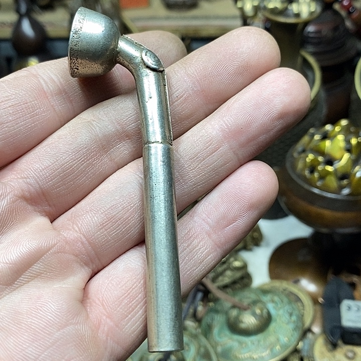 喜***逢小杨推荐铜物件一个