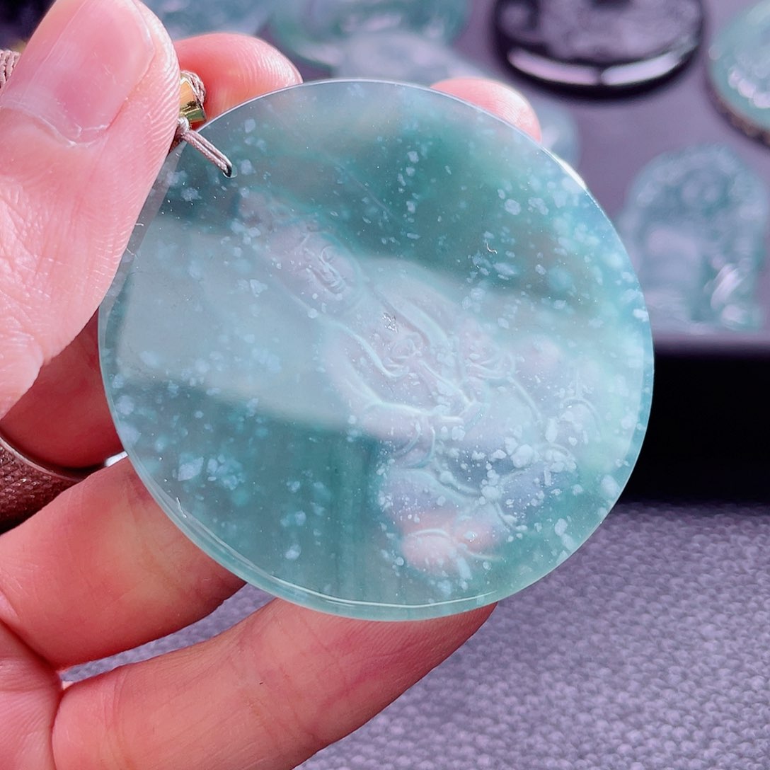 翡翠颈饰未镶嵌9999999999