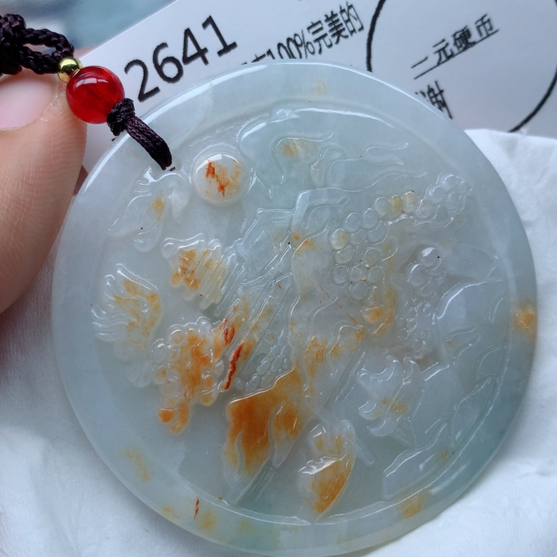 翡翠颈饰未镶嵌牌子