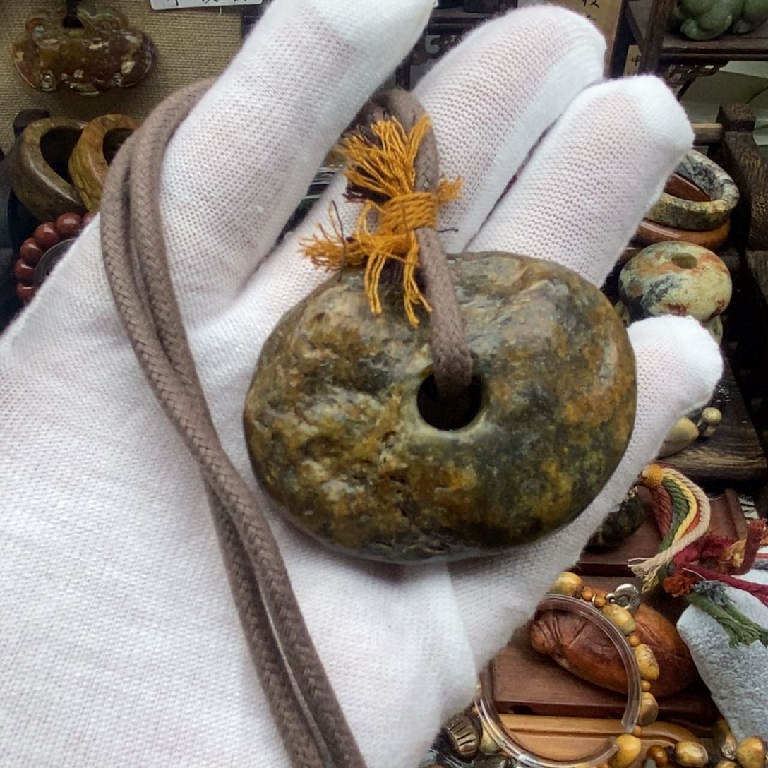 岫岩河磨玉（透闪石质玉）未镶嵌挂件