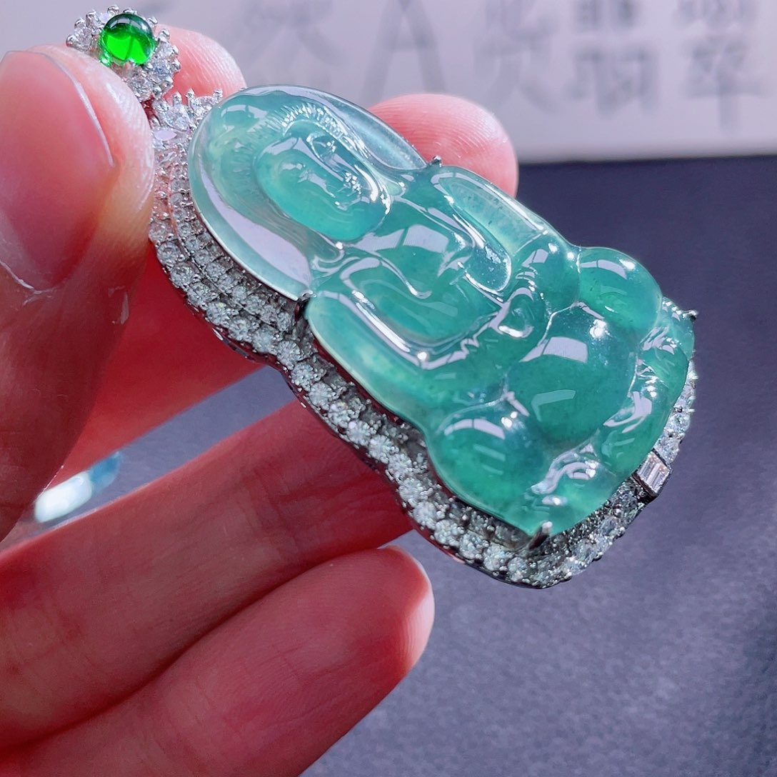 翡翠颈饰未镶嵌888888888