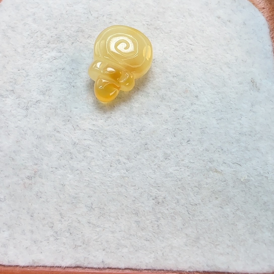 裸石琥珀未镶嵌定制