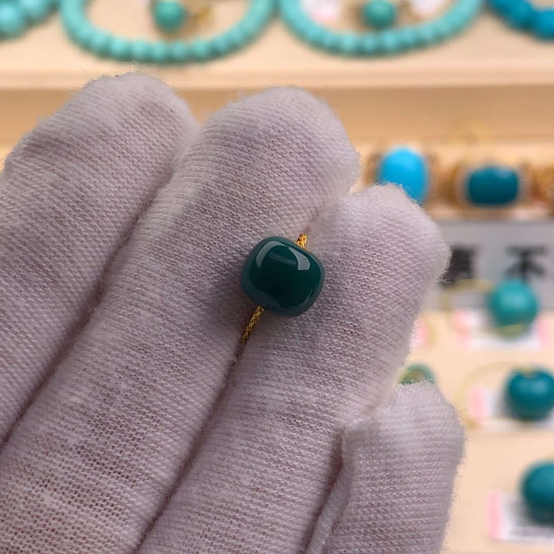 绿松石珠宝奇石未镶嵌8.2×7.3