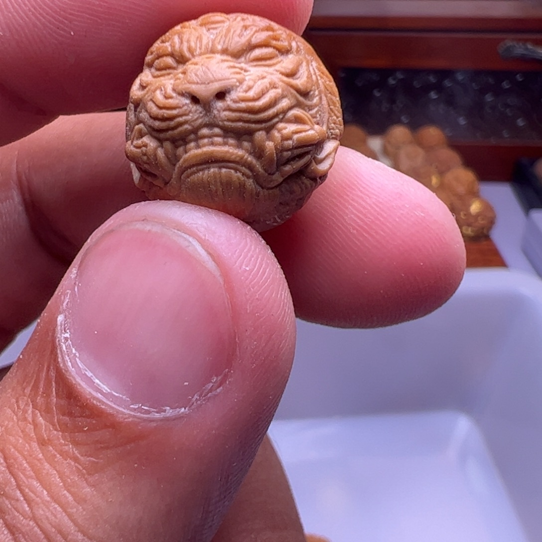 ****1吊坠猴头核桃山君