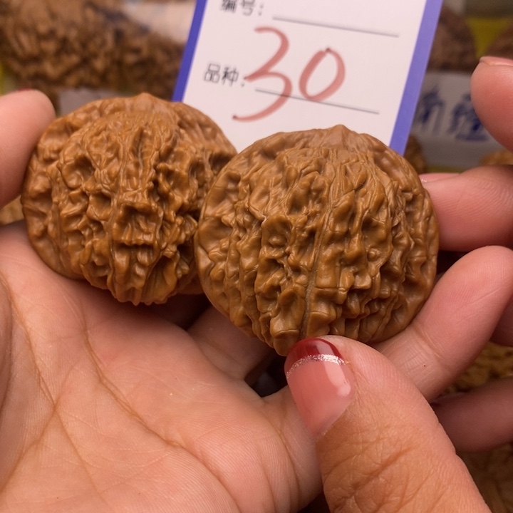 文玩核桃把件30号楼
