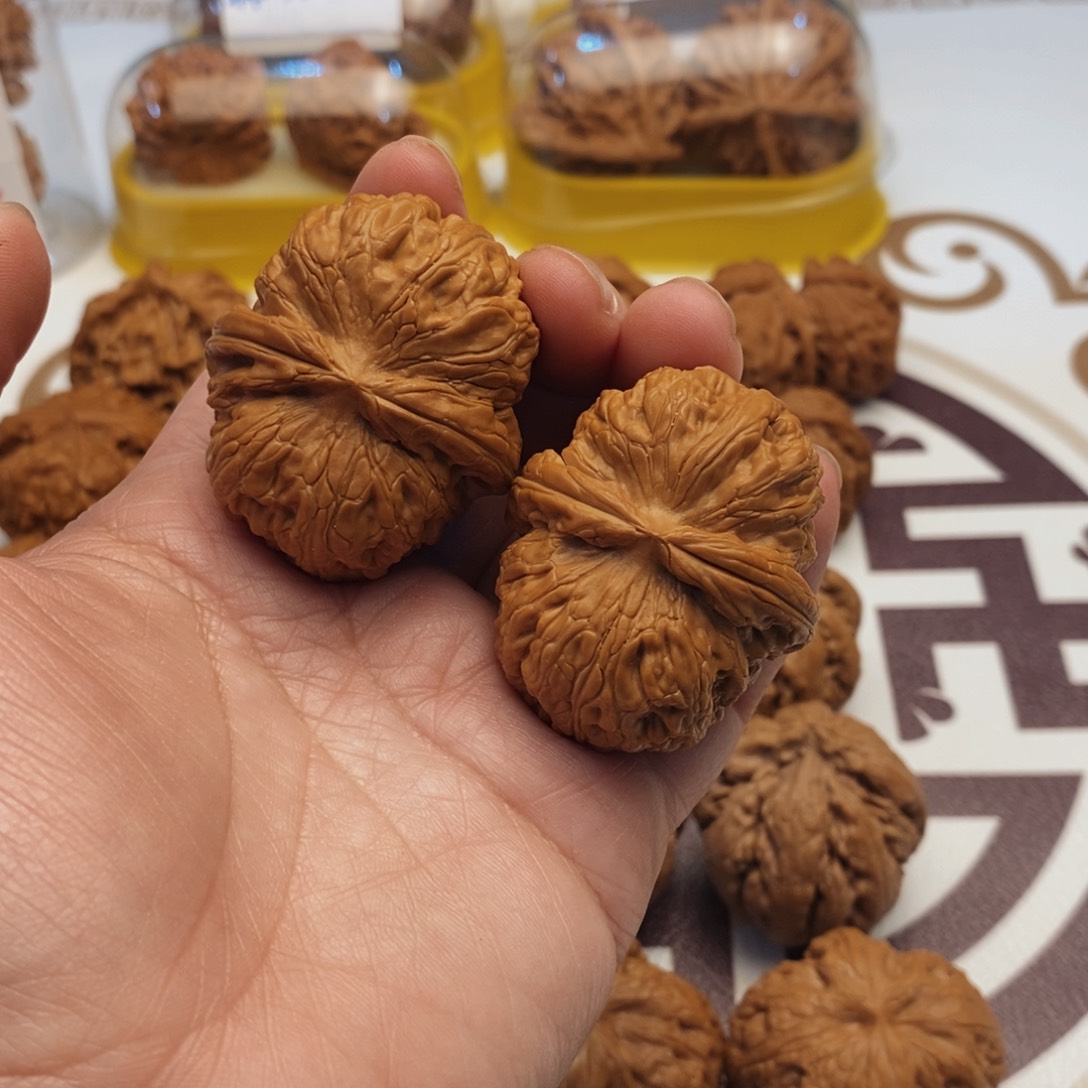 文玩核桃吊坠元宝45尺全品