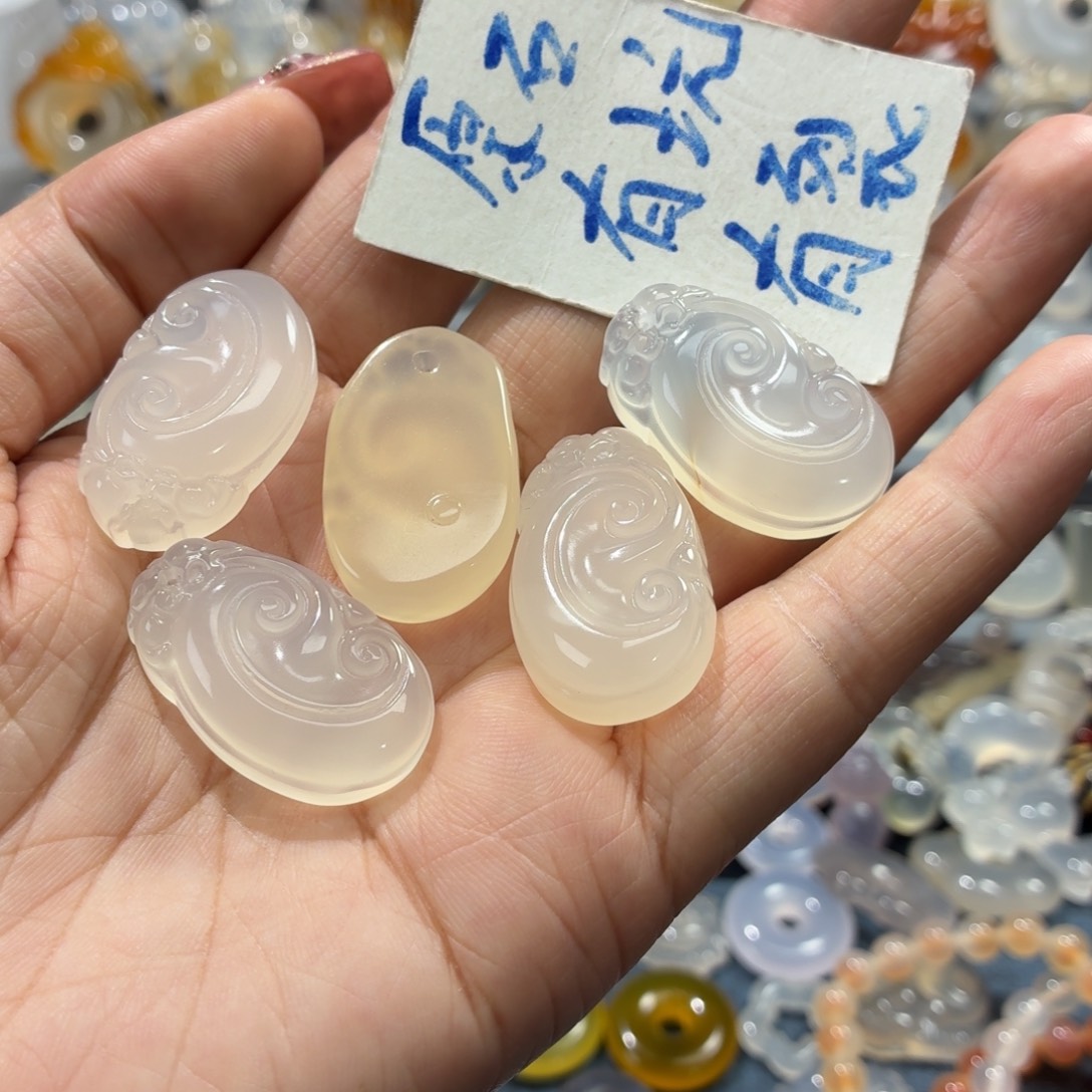 玛瑙/玉髓未镶嵌吊坠(不含链)