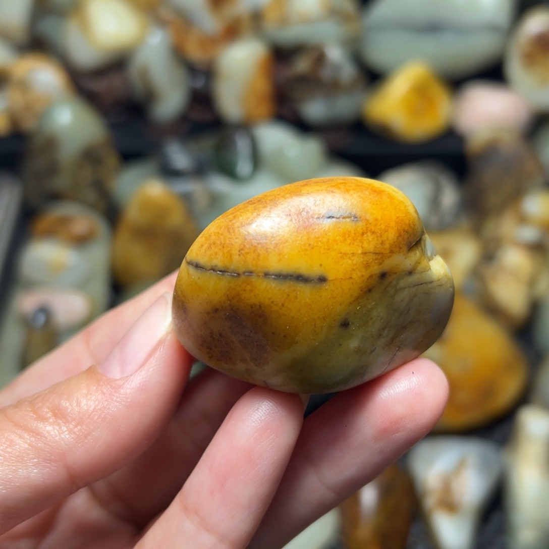 和田玉（青玉）25未镶嵌