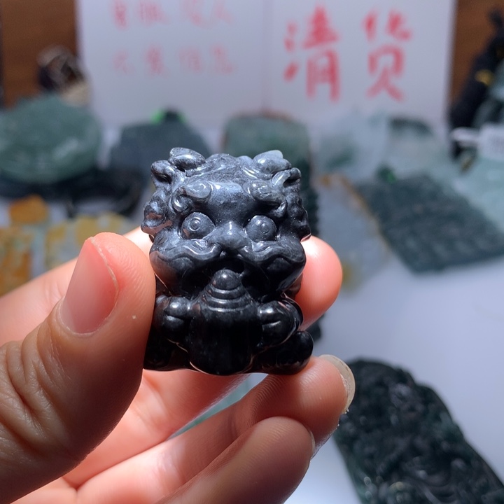 翡翠颈饰未镶嵌保真天然A货翡翠