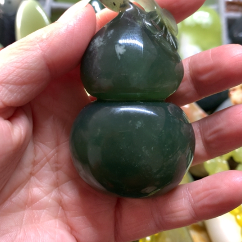 蛇纹石玉未镶嵌手把件