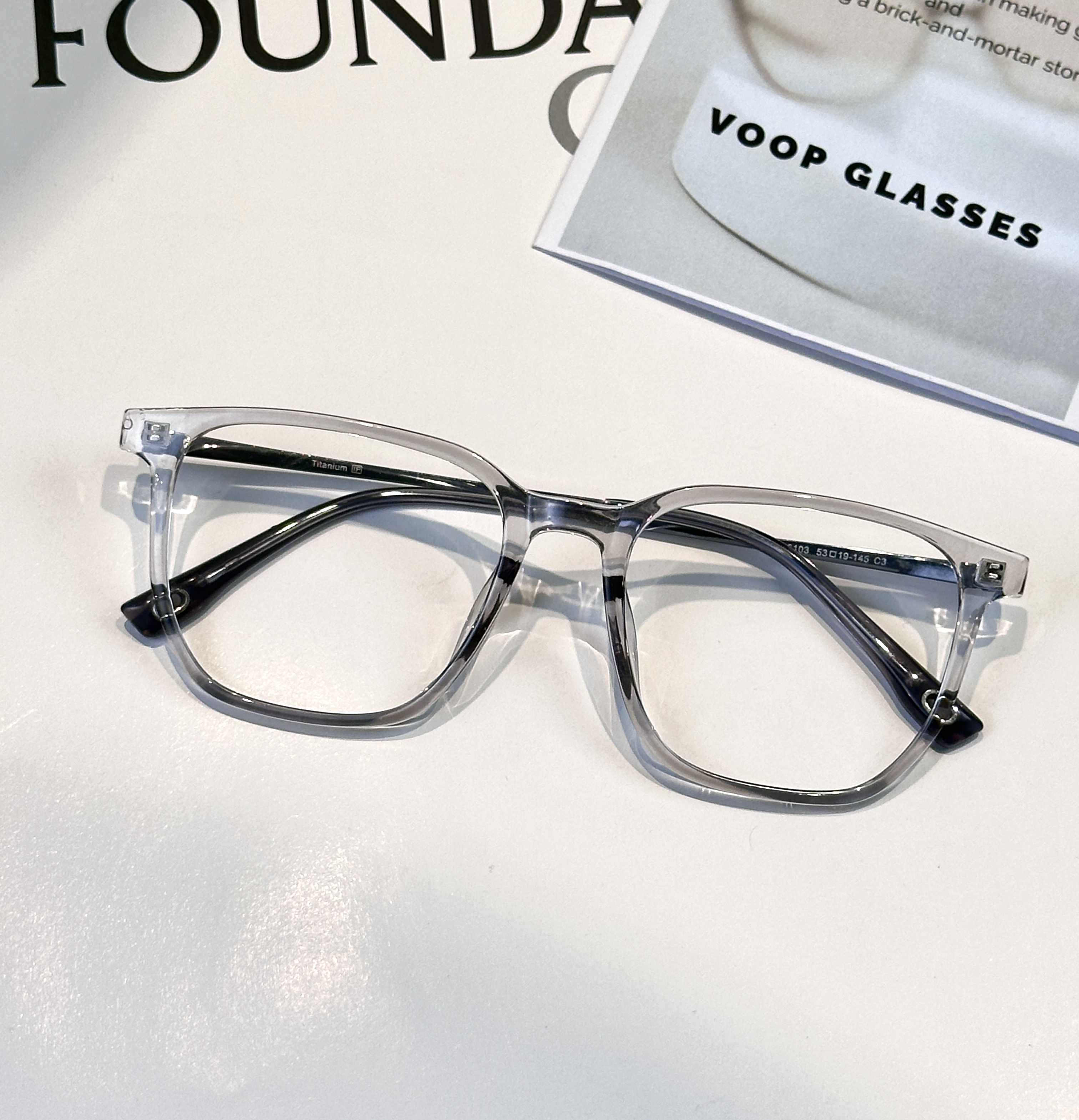 38号【北欧小智】纯钛方框眼镜框超轻超韧真空电镀校园斯文高智学长