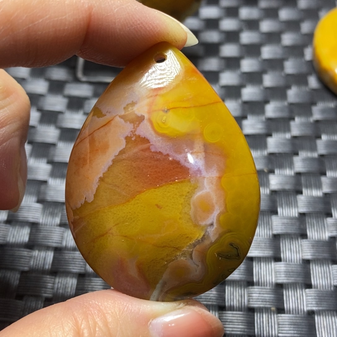 玛瑙/玉髓颈饰未镶嵌