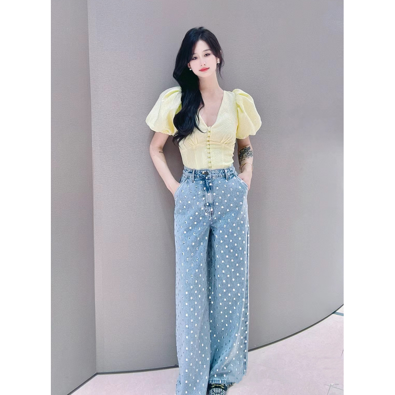 (4折）YOYOUNA赵丽颖SP鹅黄色V领泡泡袖提花修身上衣衬衣