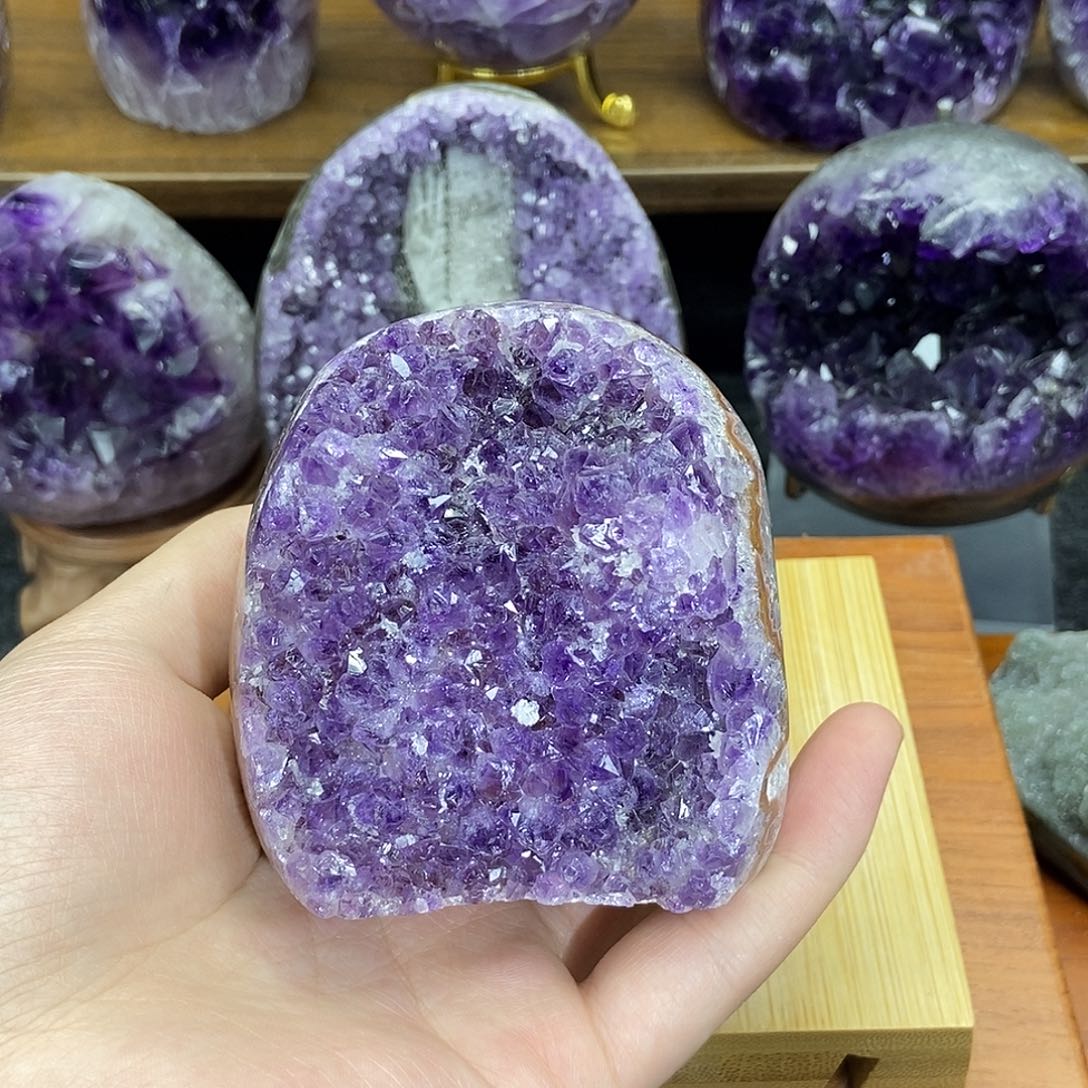 大型摆件（非配饰）紫晶未镶嵌