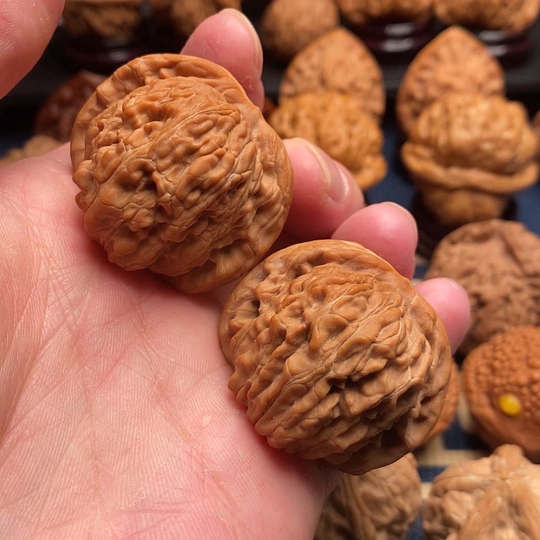 文玩核桃把件40四座楼