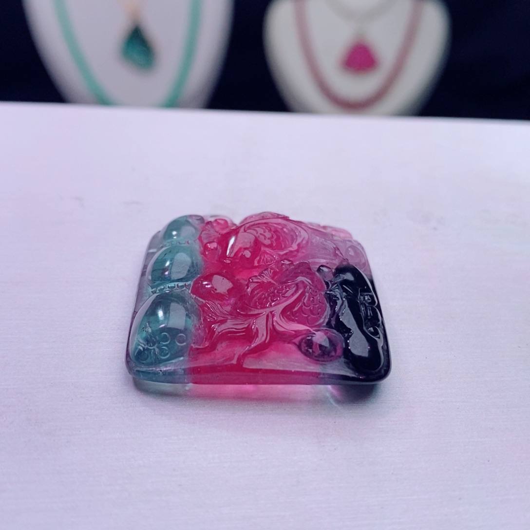 未镶嵌颈饰碧玺碧玺A吊坠