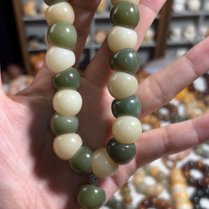 里***予菩提根/象牙果吊坠