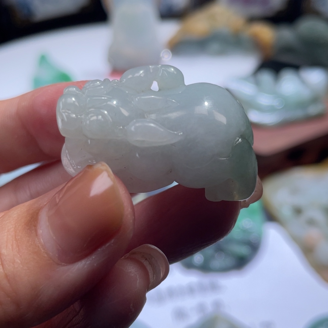 翡翠颈饰未镶嵌净货