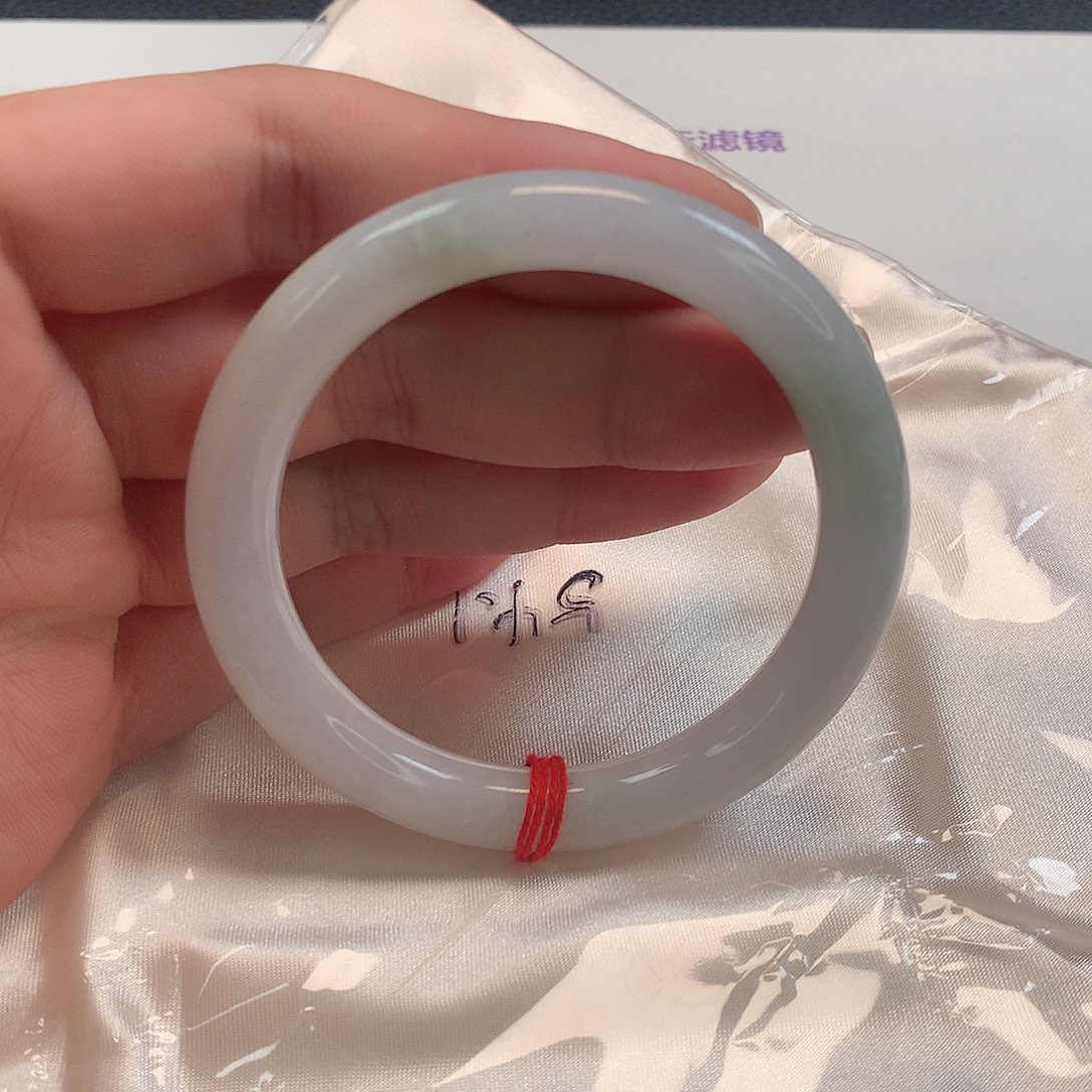 翡翠手镯（圆镯）未镶嵌323号