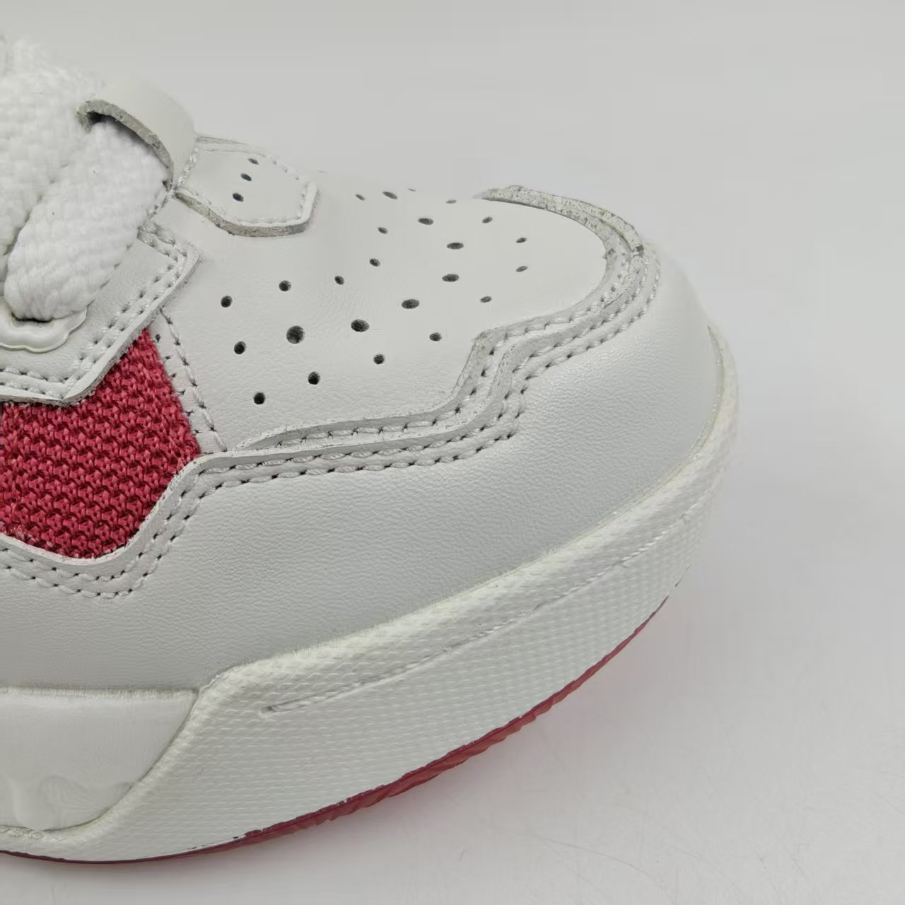 【运动鞋尺码，正码正拍】超防滑~皮面时尚舒适休闲鞋（3813）