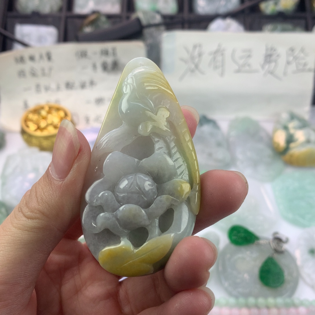 翡翠颈饰未镶嵌－