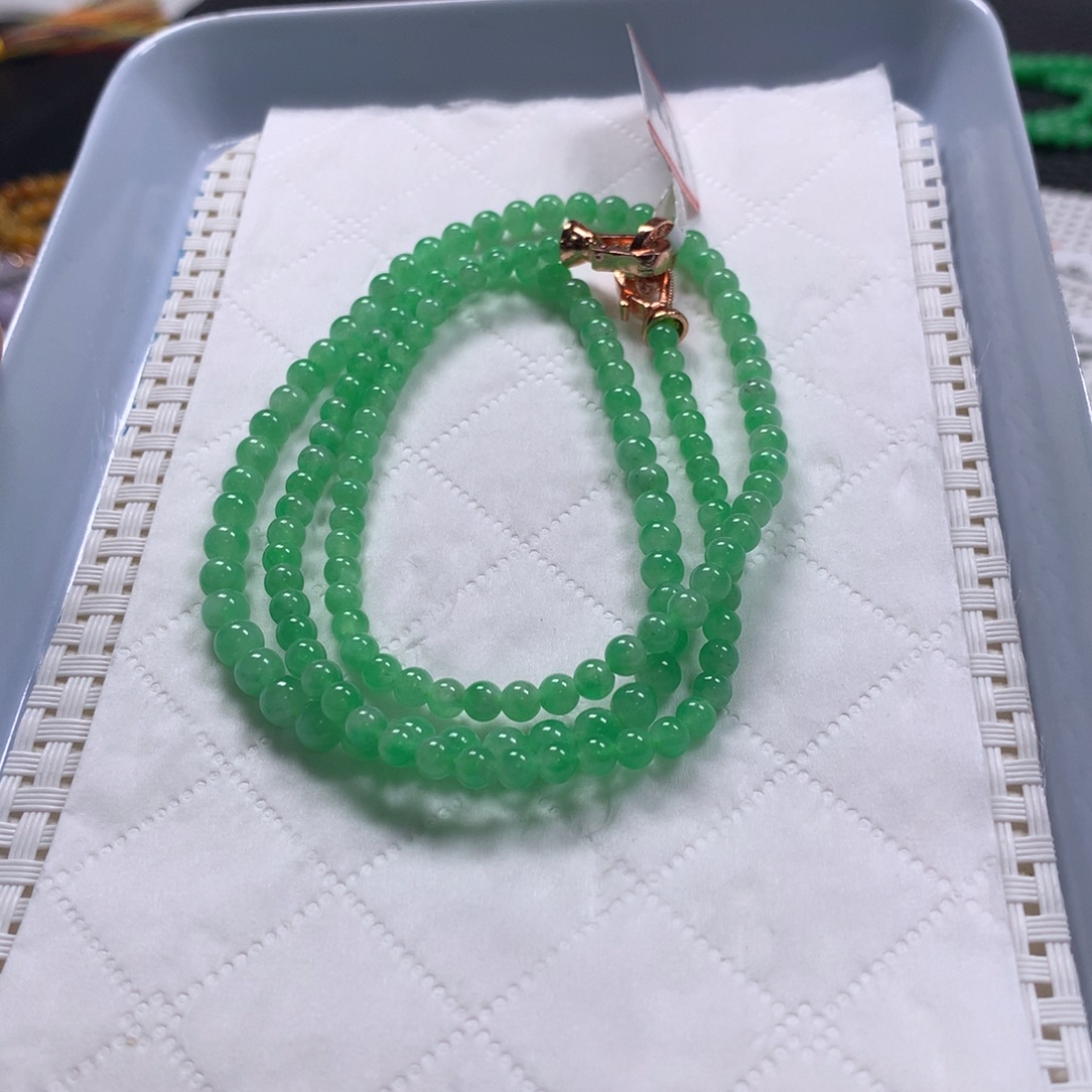 翡翠未镶嵌颈饰项链