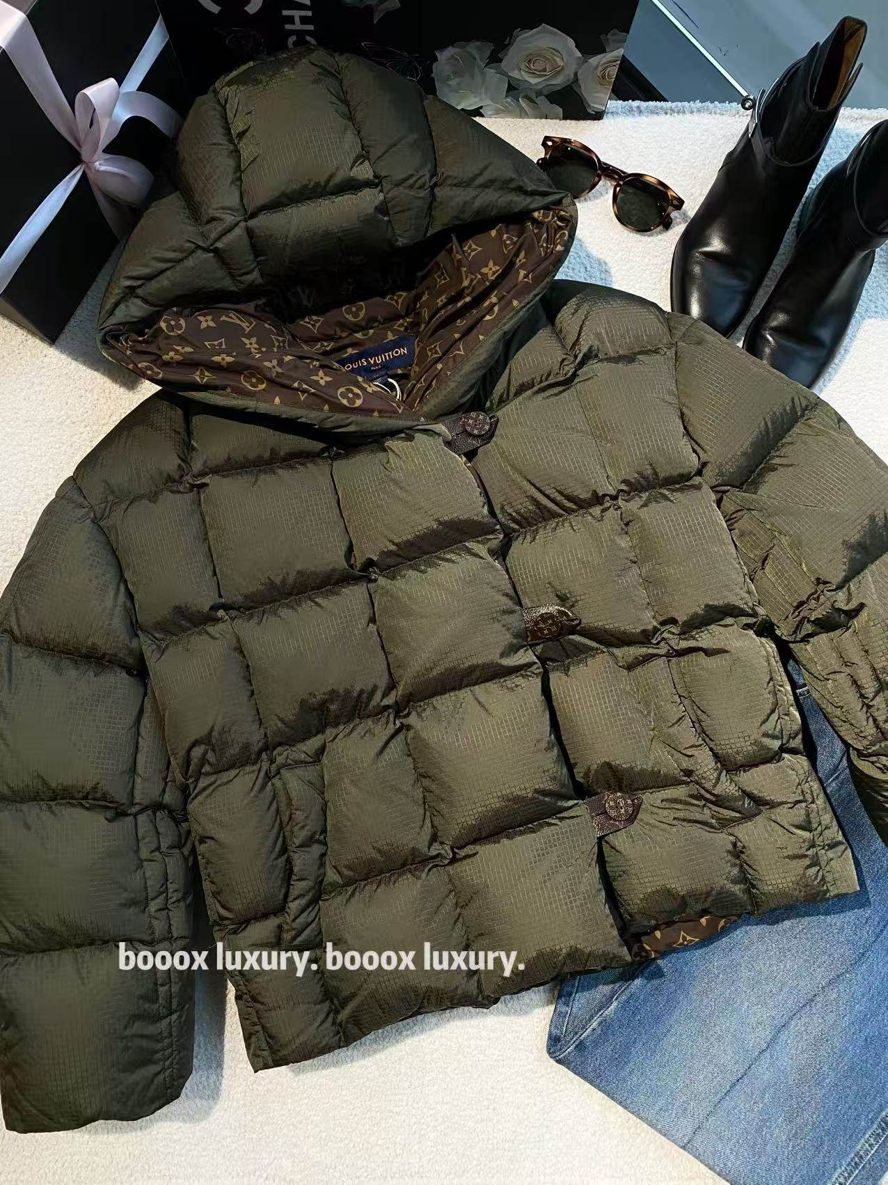 99新 LouisVuitton/路易威登  zz452 锦纶 滑雪胶囊老花羽绒服 34