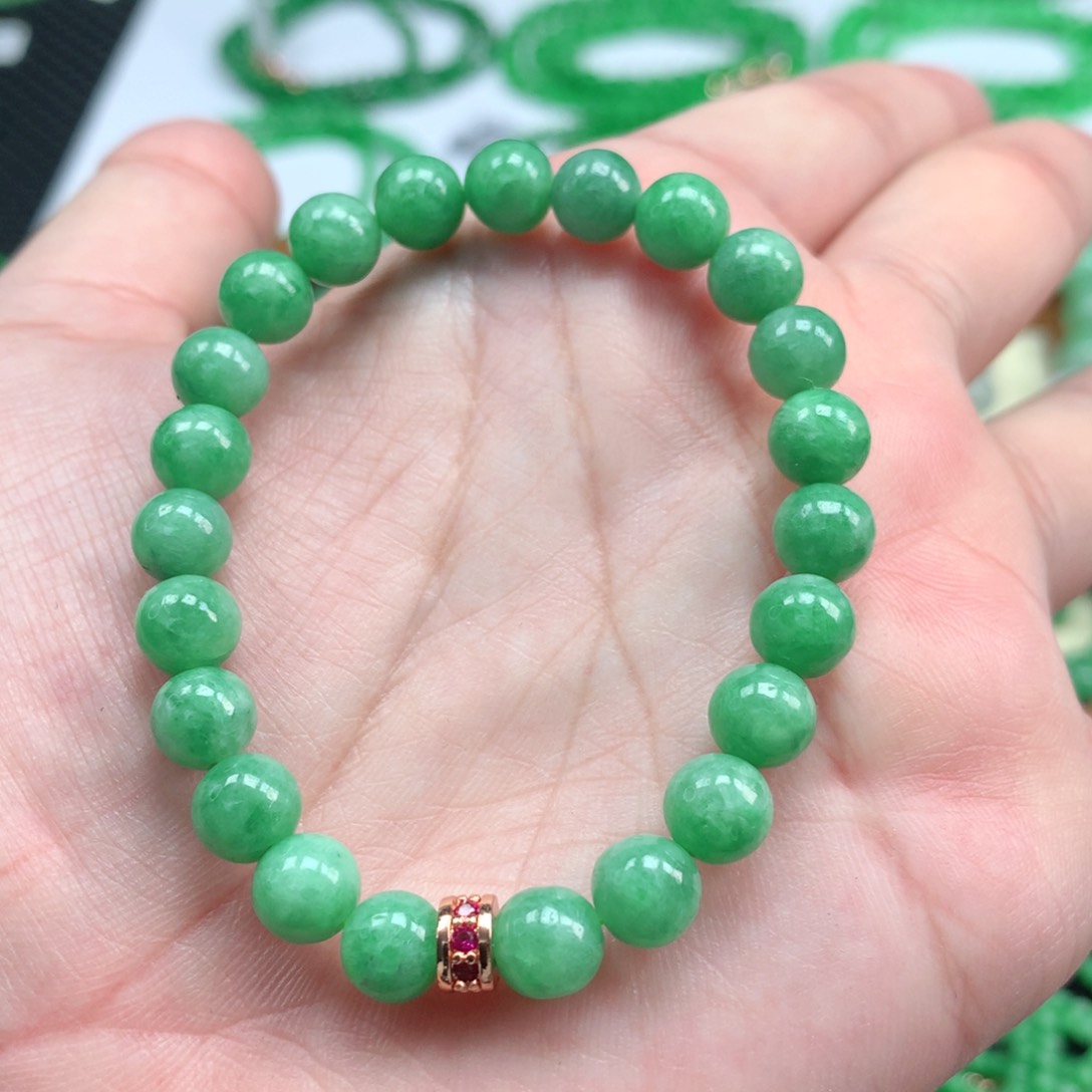 翡翠手链未镶嵌翡翠