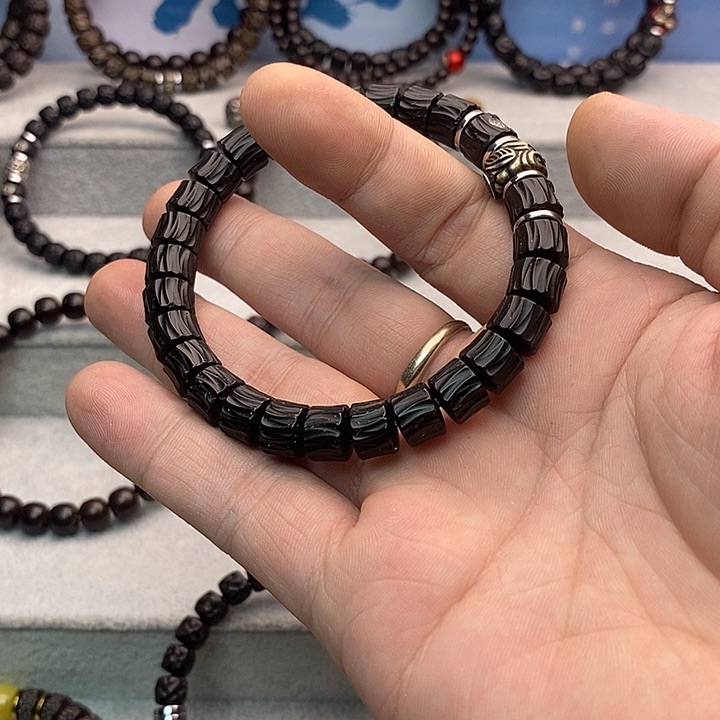 手串椰蒂虎*爷97吞噬吞金兽