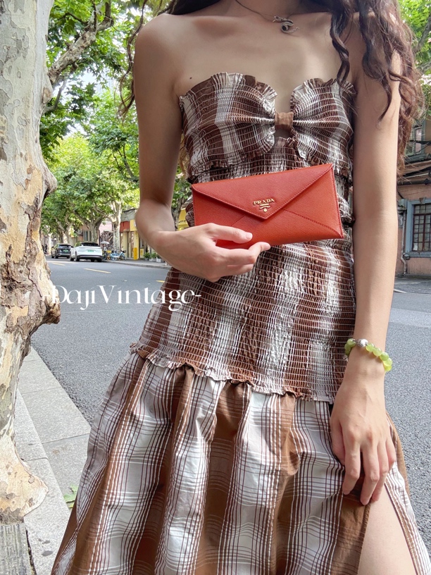 99新 Prada/普拉达 大吉中古sz/普拉达橘色钱包