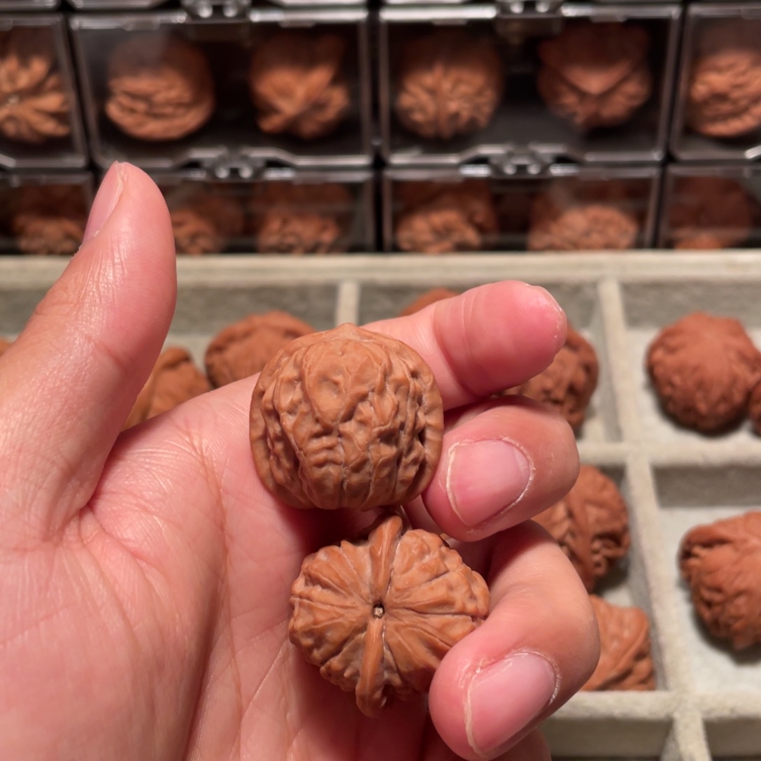 饼****文玩核桃把件石门元宝