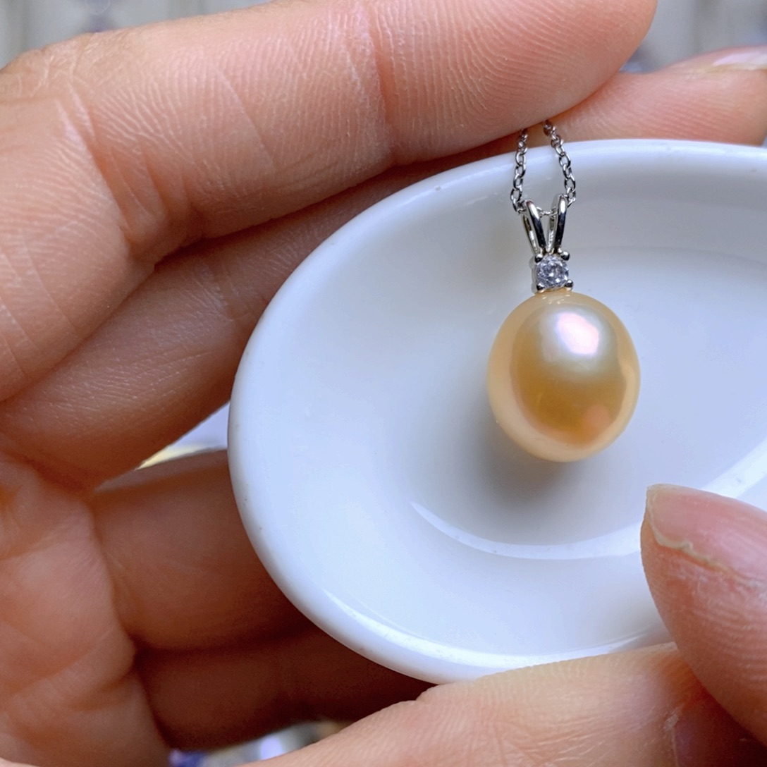 银S925镶嵌淡水珍珠吊坠