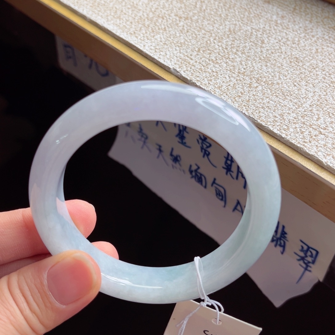 翡翠未镶嵌手镯手镯