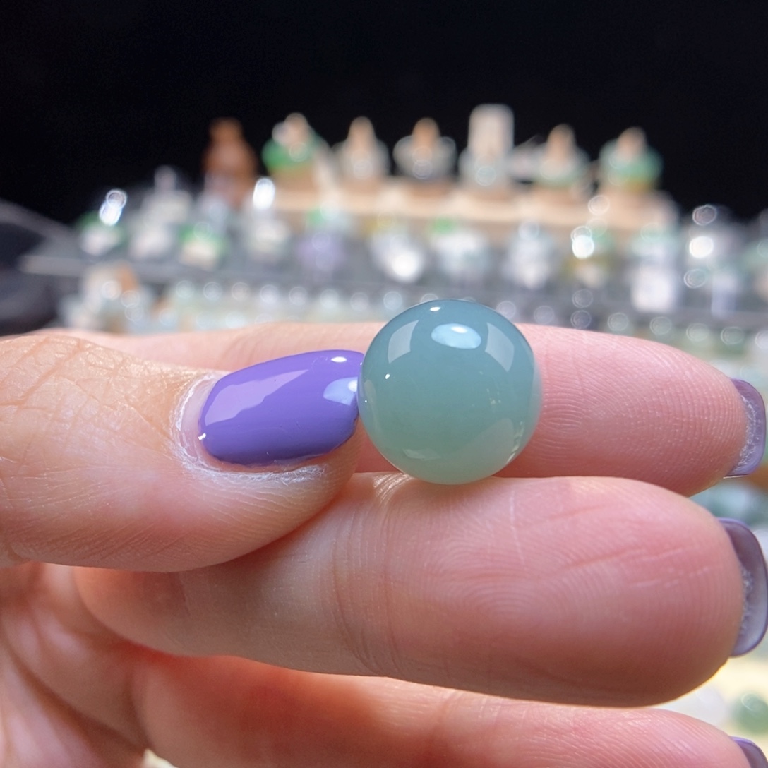 翡翠未镶嵌颈饰13.3晴蓝福利不退换