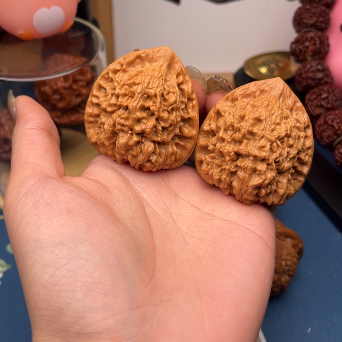 文玩核桃把件42.5官帽