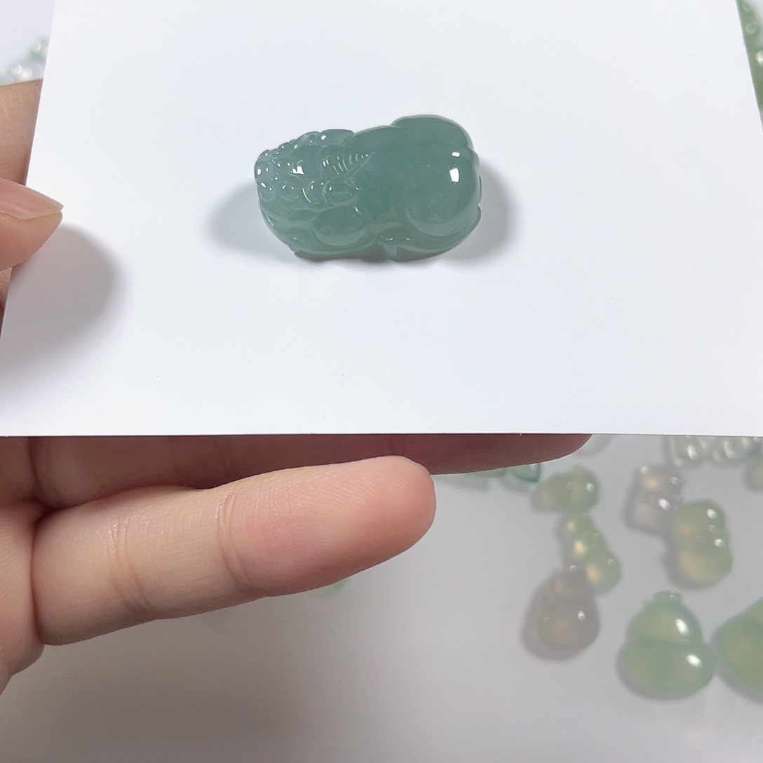 翡翠未镶嵌颈饰天然翡翠Ａ货8886