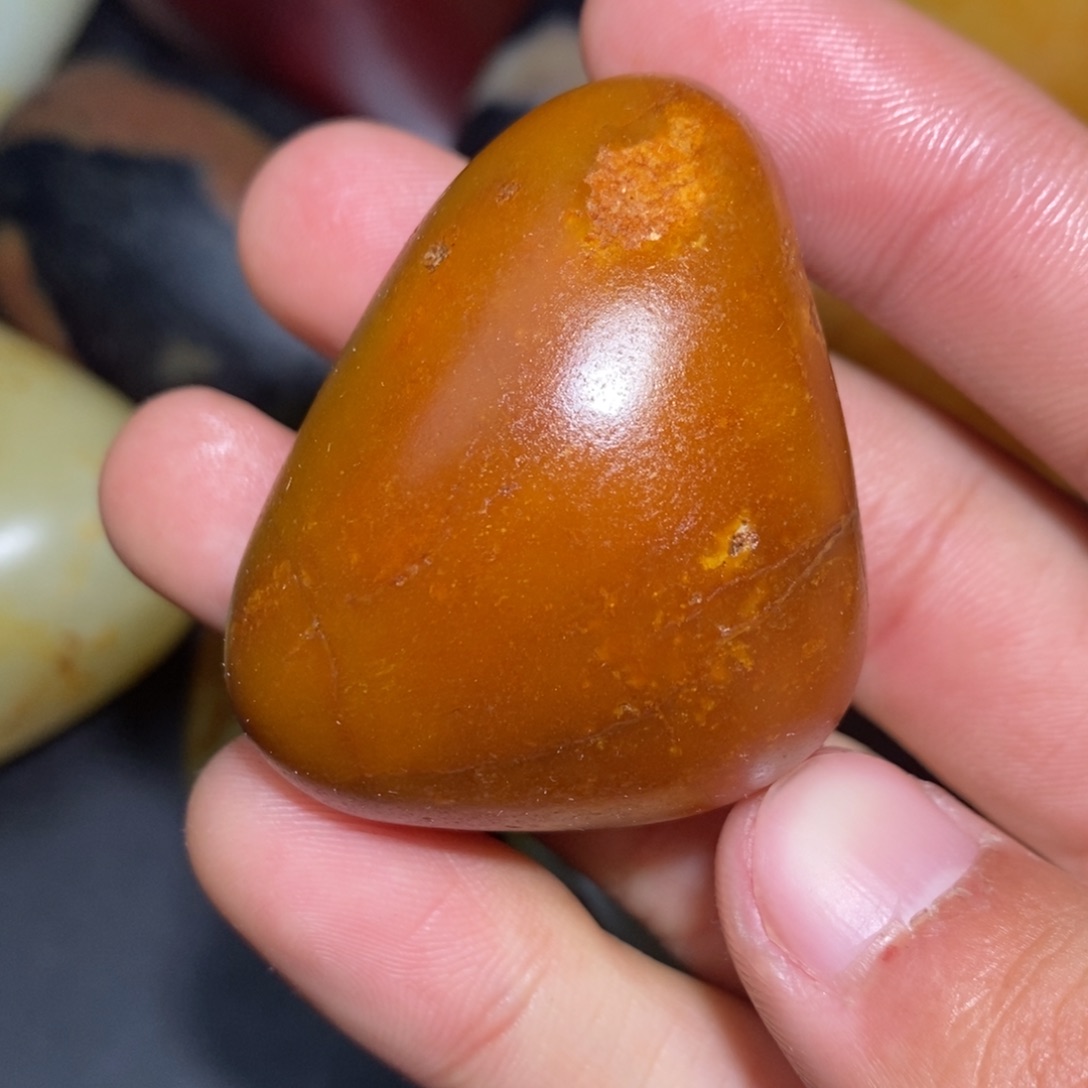 和田玉未镶嵌珠宝奇石